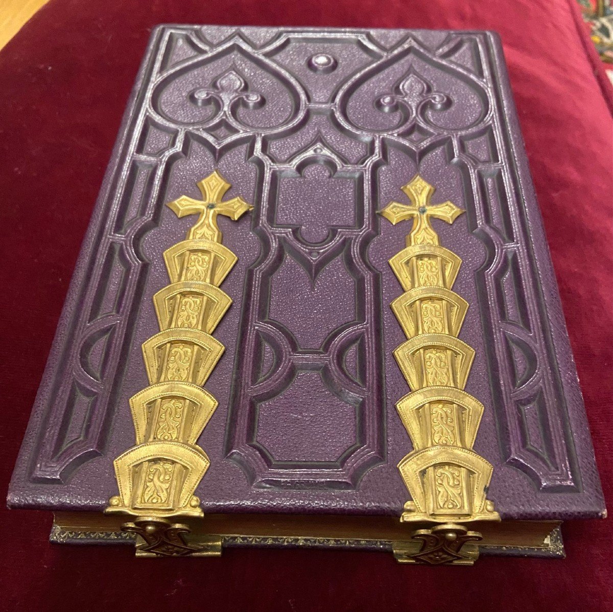 Burgundy Leather Photo Album With Gold Hardware - Circa 1870 - Exceptional Condition-photo-3