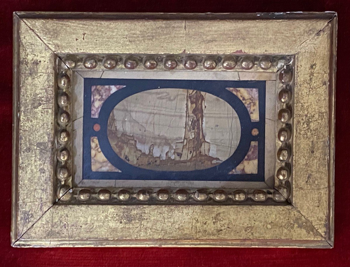 Plaque de Paésine monté en marqueterie dans un cadre doré - XVII Siècle