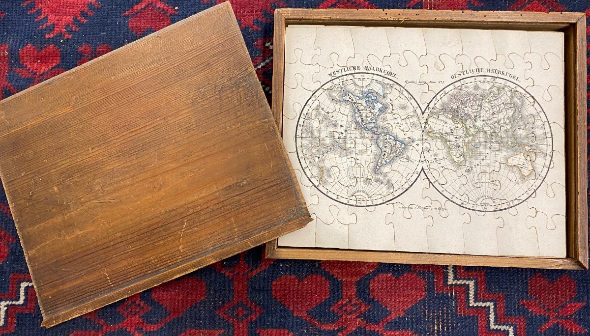 Atlas Puzzle In 6 Boards Signed Flemming In Its Original Wooden Box. Circa 1850