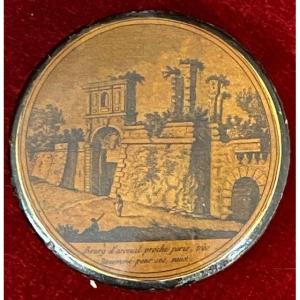 Papier Mache Snuffbox With A View Of The Village Of Arceuil Renowned For Its Waters. Circa 1810