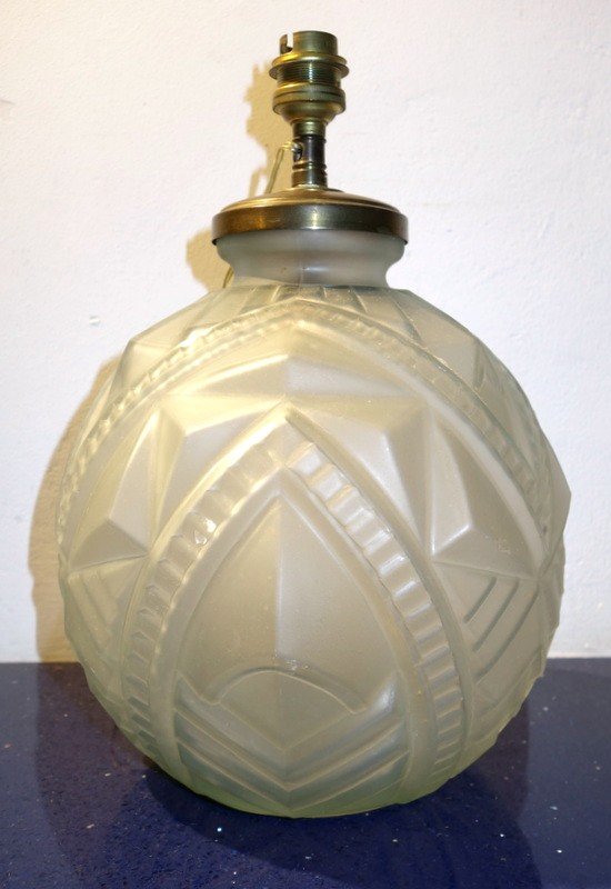 "molded Glass Vase" Mounted As A Lamp...art Deco