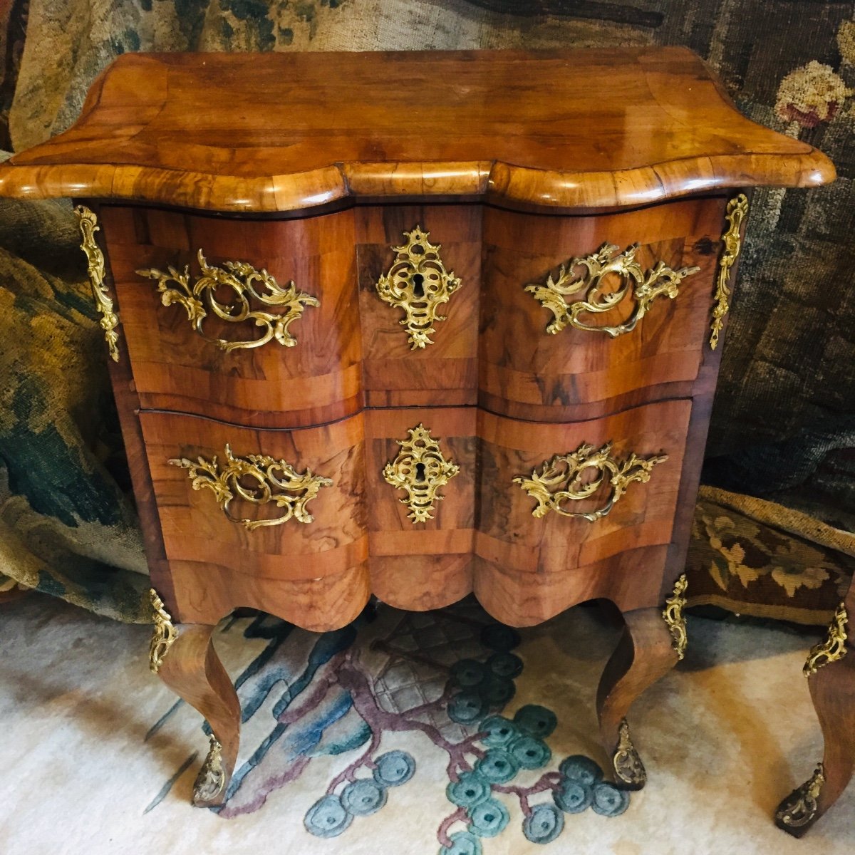 Pair Of Louis XV Style Crossbow-shaped Chests Of Drawers -photo-2