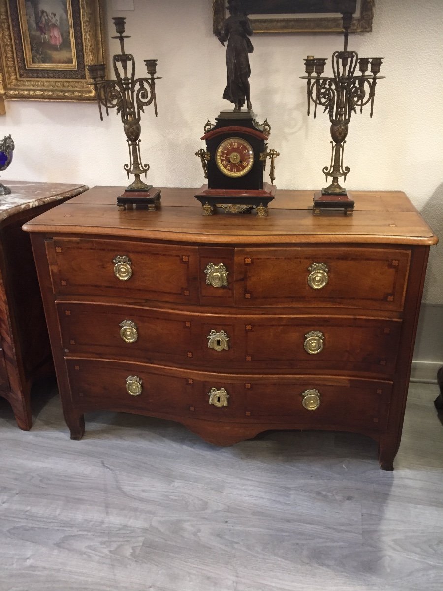 Commode à Façade Galbée En Bois Fruitier Et Marqueterie 18eme Siècle 