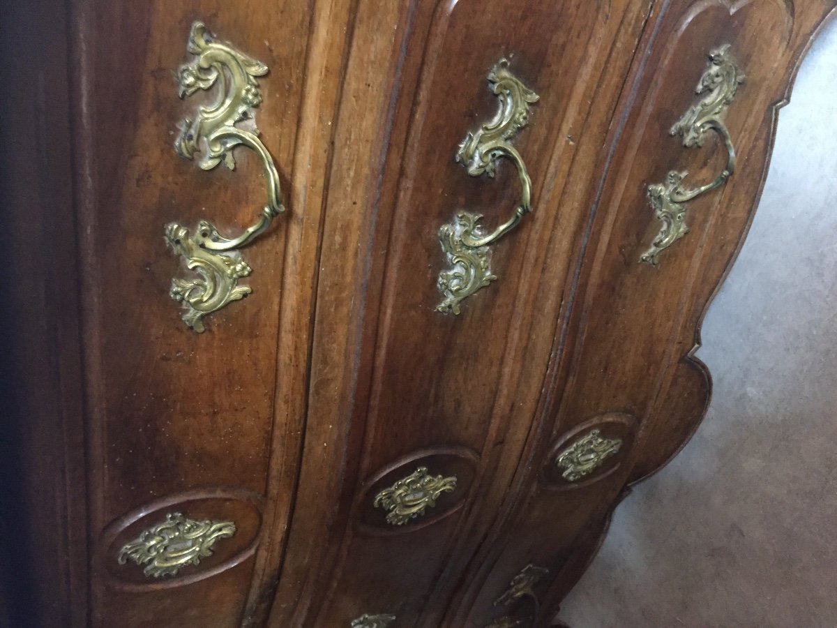 Curved Chest Of Drawers In Carved Walnut Louis XV 18th Century -photo-2