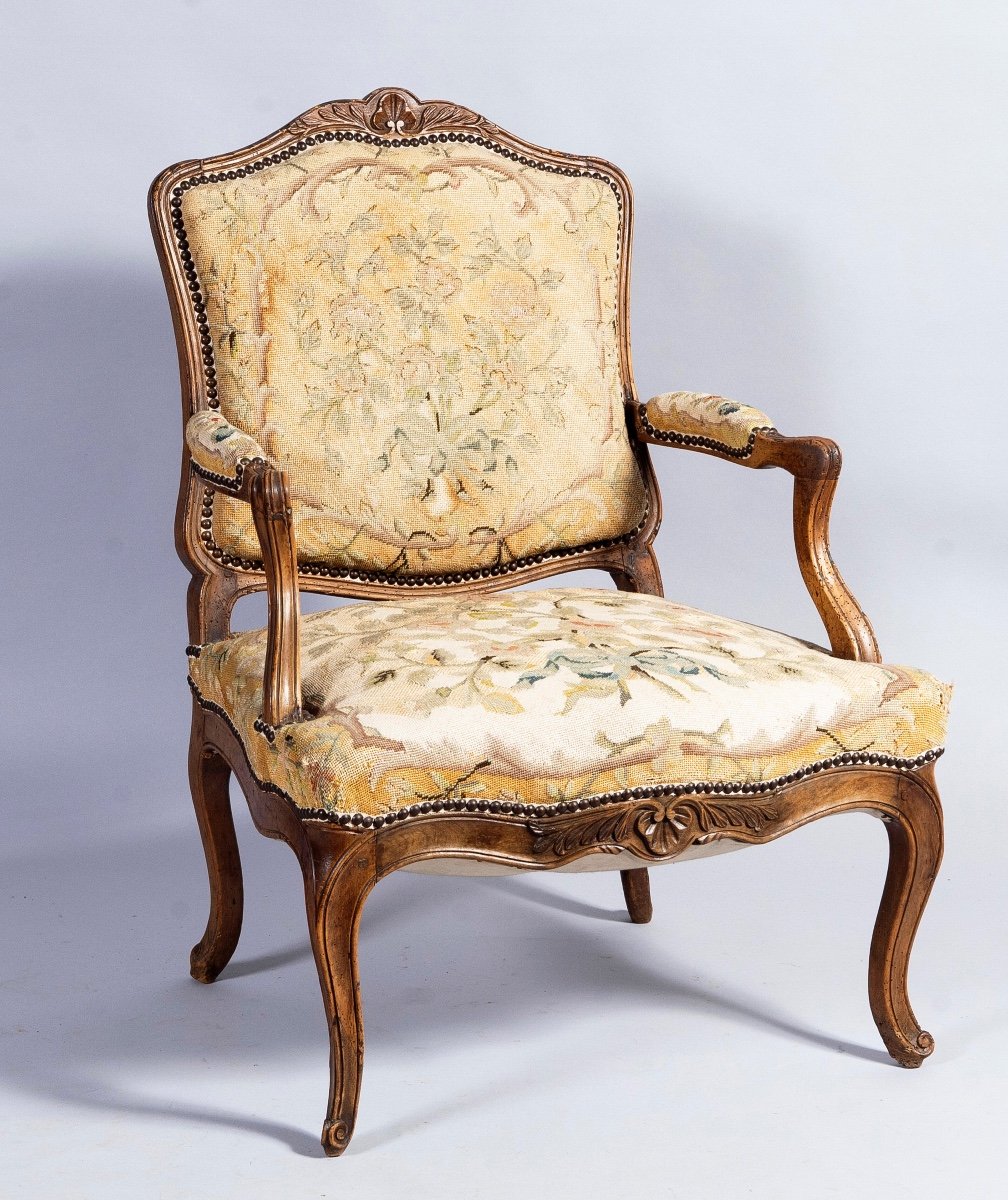 Beautiful Louis XV Period Flat Back Armchair In Natural Wood -photo-2