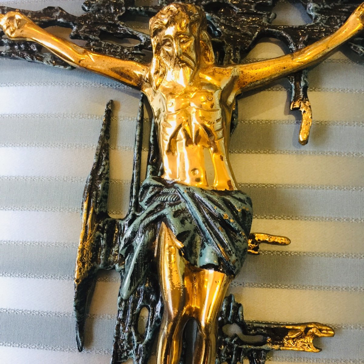 Grand Christ En  Bronze Doré Et émaillé Dans Le Goût De Salvador Dali-photo-3