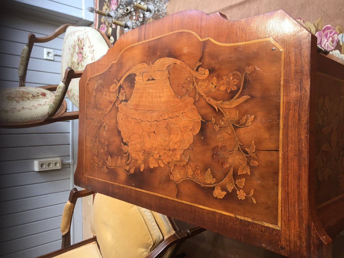 Small Marquetry Chest Of Drawers -photo-4