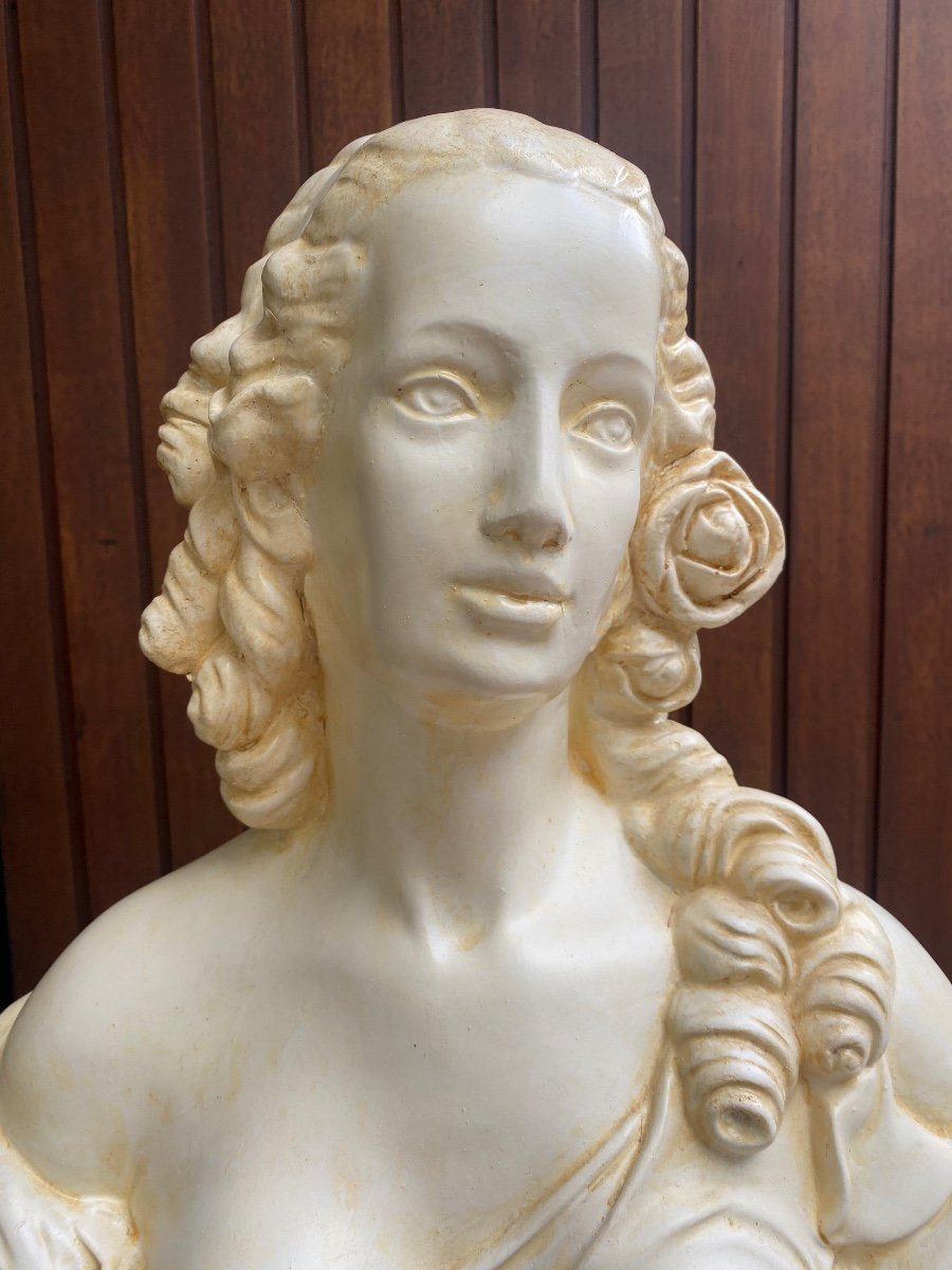 Plaster Sculpture Pretty Lady Age Unknown-photo-2