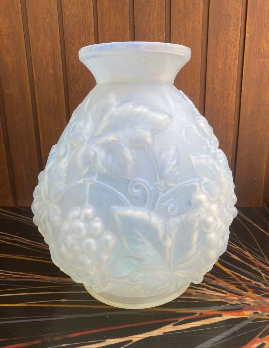 Magnificent Opalescent Vase Signed Etaleune 1930 Perfect Condition