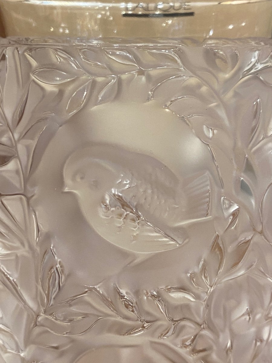 Lalique Crystal Vase Bagatelle Model 1930-photo-1