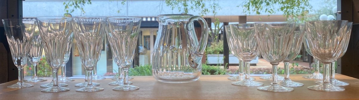 Set Of Baccarat Wine Glasses (8) And Champagne Glasses (11) With Cassino Crystal Water Jug 