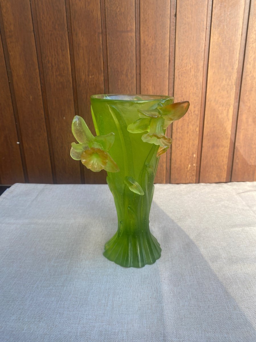 Very Beautiful Vase Signed Daum France Green With Subtle Orange Tint-photo-2