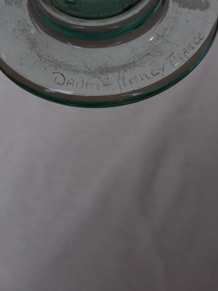 Magnificent Acid Etched Pressed Molded Vase Cornet Signed Daum Nancy France 1920-photo-1