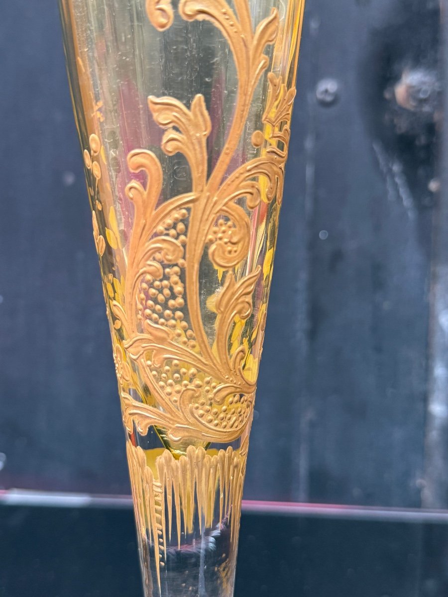 Long Cornet Vase Or Large Flute In Baccarat Napoleon III Glass Gilded With Fine Gold -photo-3