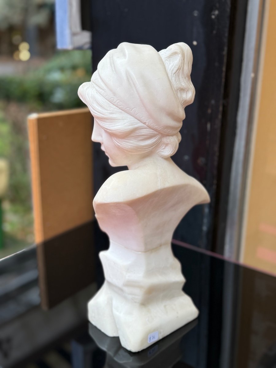 Art Nouveau White Marble Bust Of A Young Girl 1900-photo-1