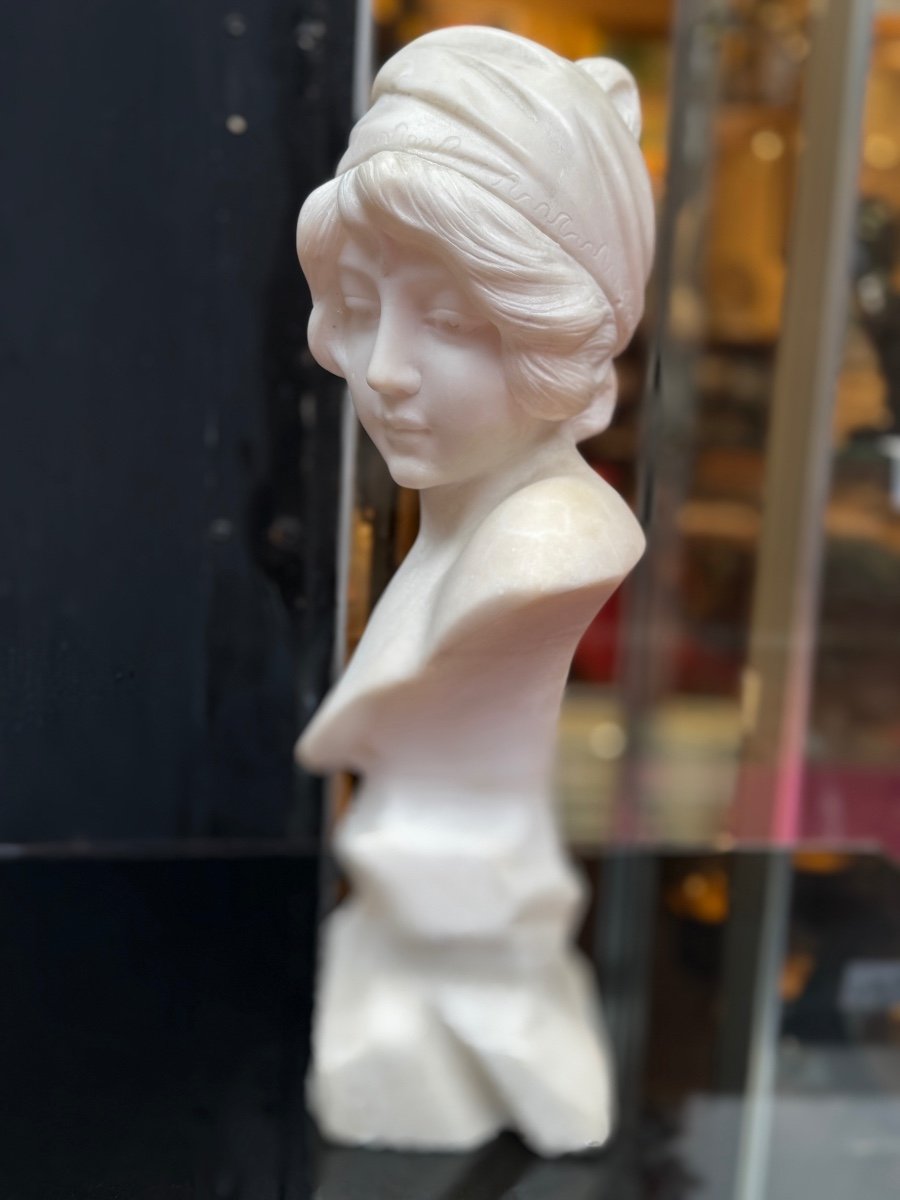 Art Nouveau White Marble Bust Of A Young Girl 1900-photo-3