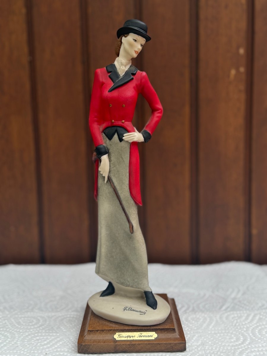 Sculpture Figurine Woman Signed Giuseppe Armani 80s