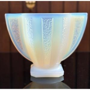 Vase Verre Opalescent Signé Cesari 1930 Art Déco