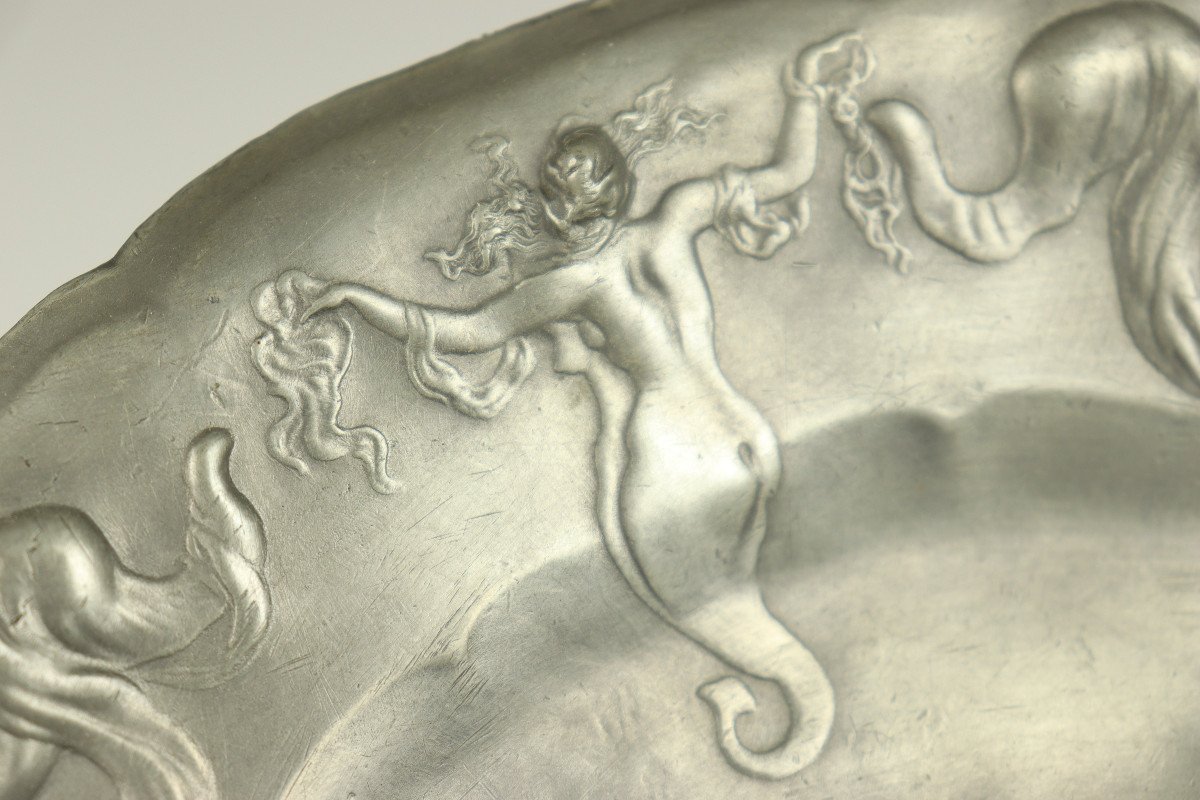 Hébé And Jupiter, Pewter Dish By Jules Desbois-photo-3