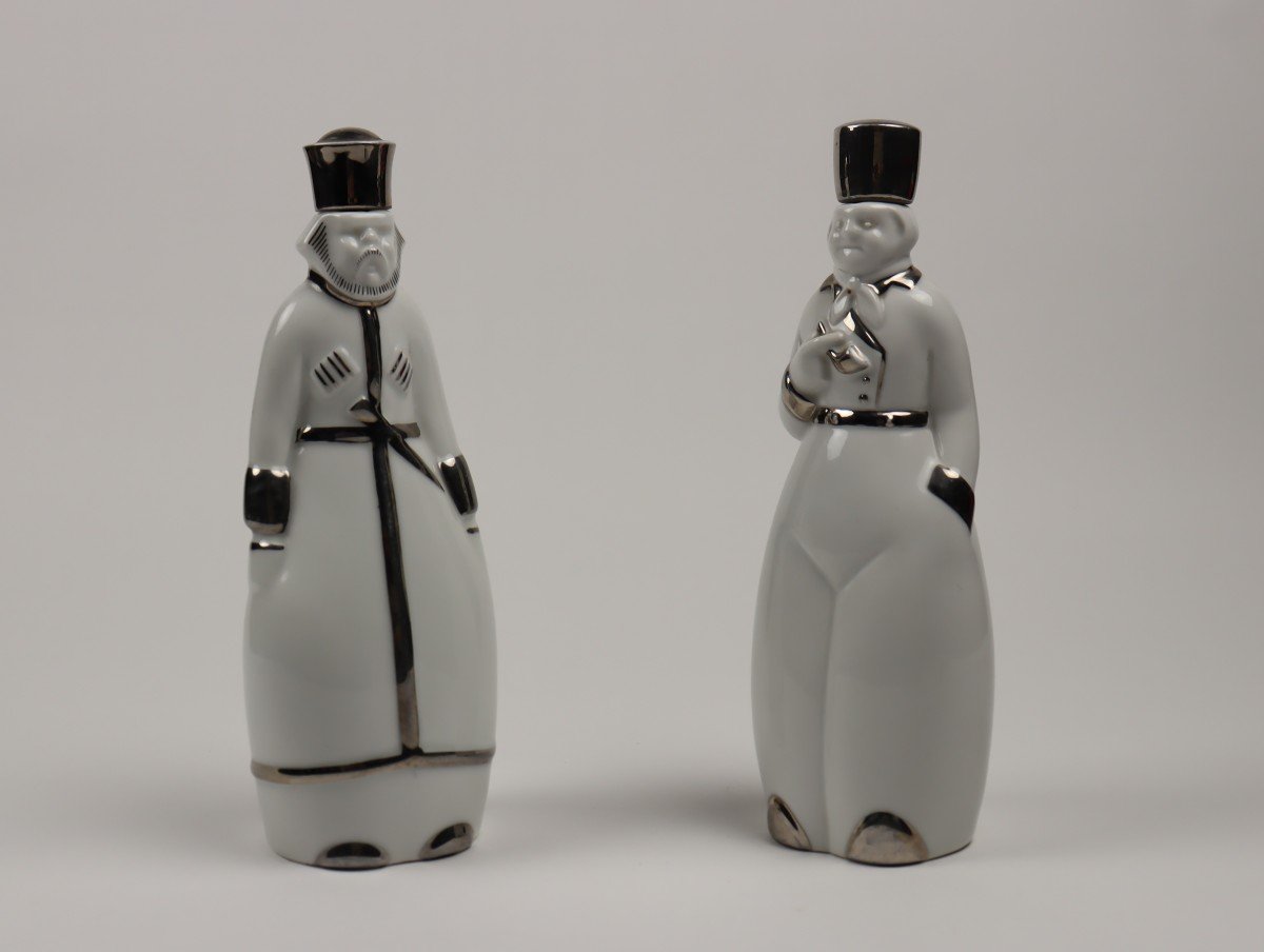 Pair Of Porcelain Bottles With The Effigy Of Cossacks, Langenthal