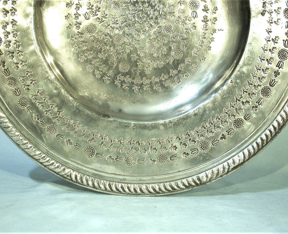 Large Pewter Dish  - Turin (?), 18th Century-photo-2