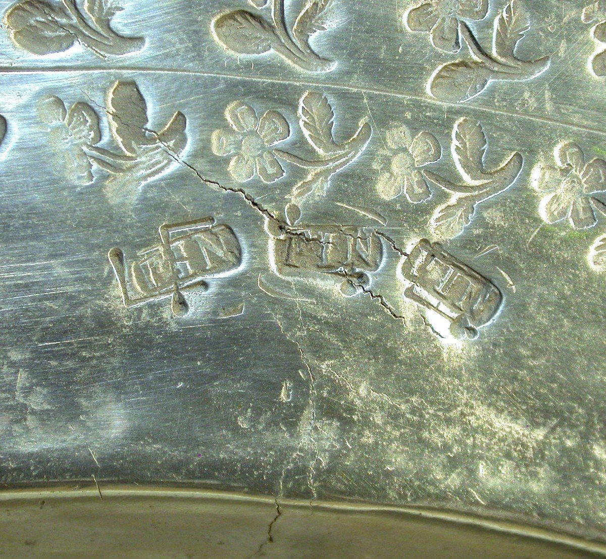 Large Pewter Dish  - Turin (?), 18th Century-photo-3