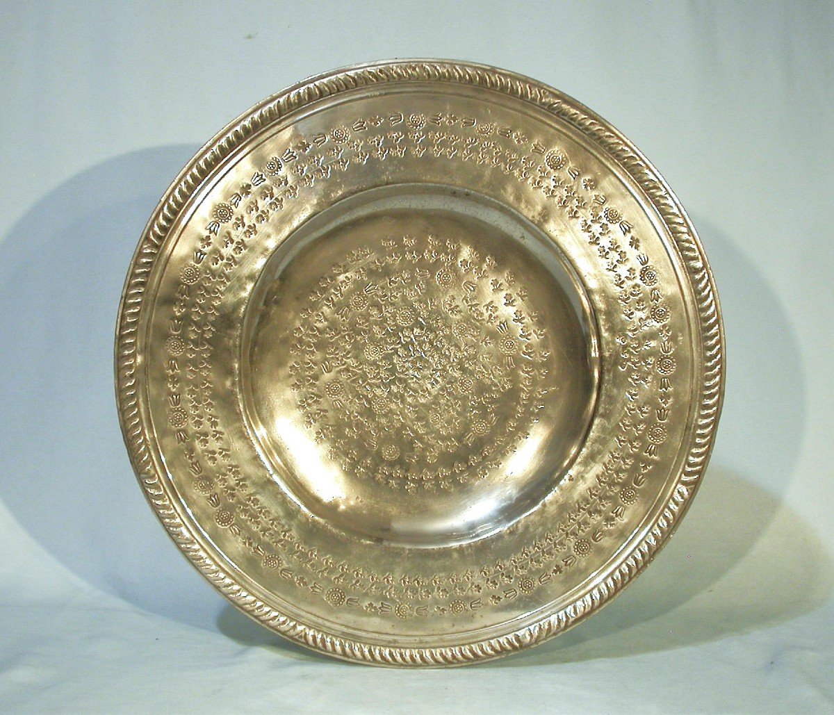 Large Pewter Dish  - Turin (?), 18th Century-photo-6