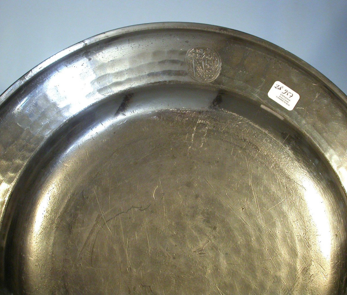 RARE PLAT EN ETAIN  - AVIGNON, CIRCA 1600-photo-3