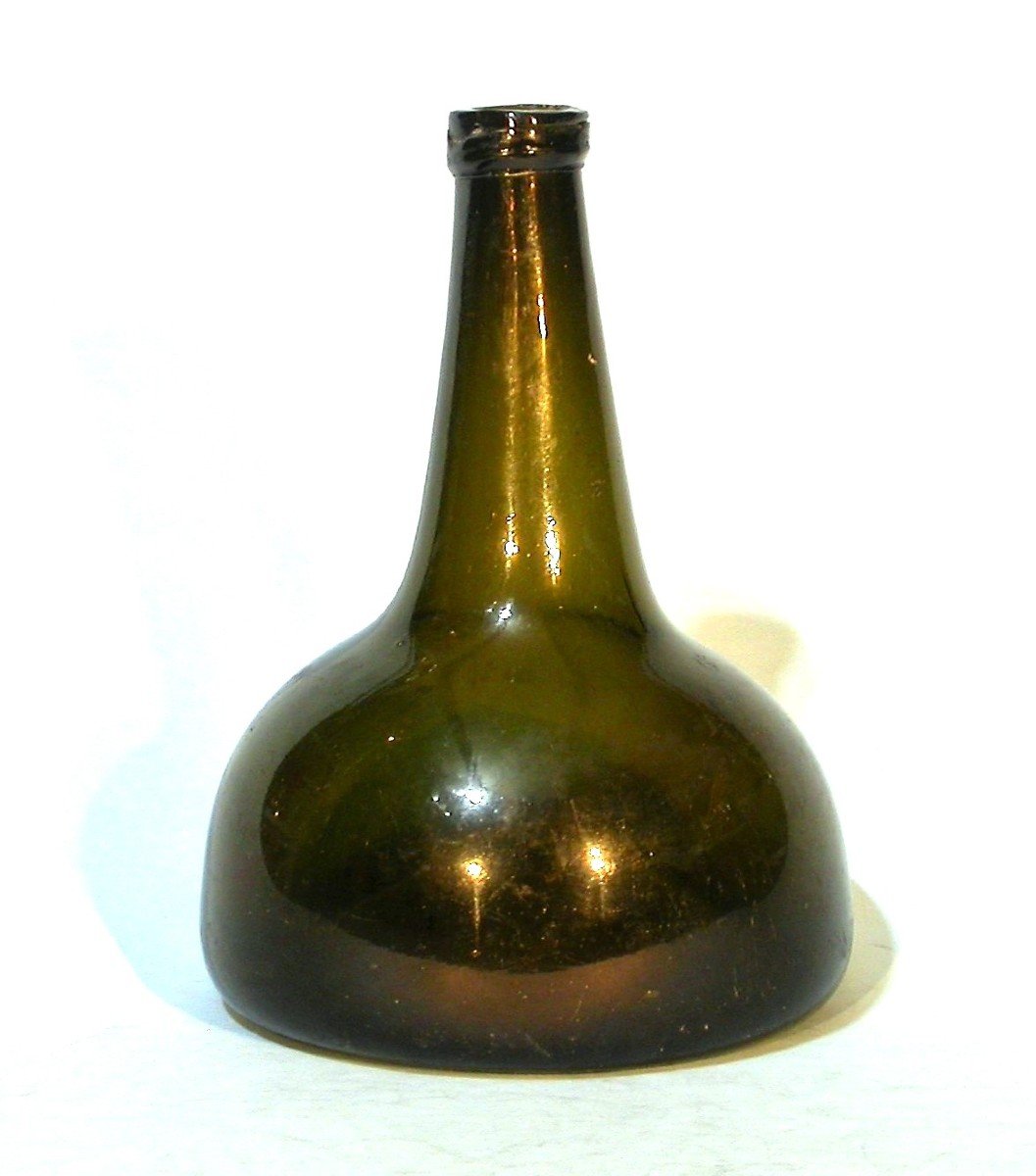 Glass Bottle, Circa 1700-photo-5