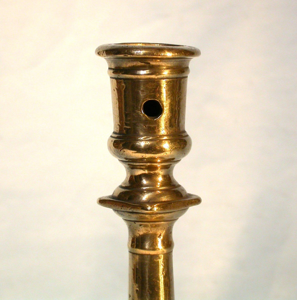 Brass Torch Says "henry II - France, Circa 1600-photo-3