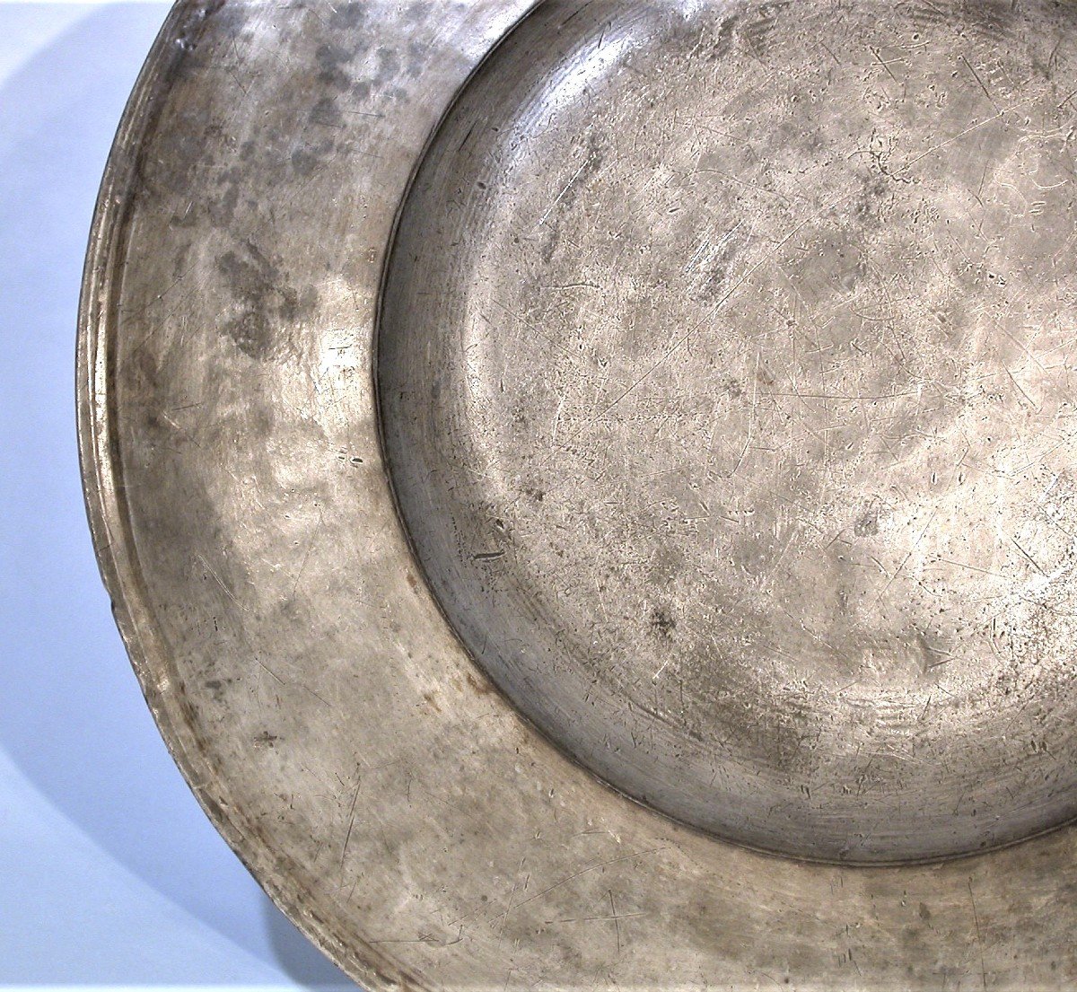 Very Rare Pewter Dish  - Saint Etienne, Circa 1700-photo-1