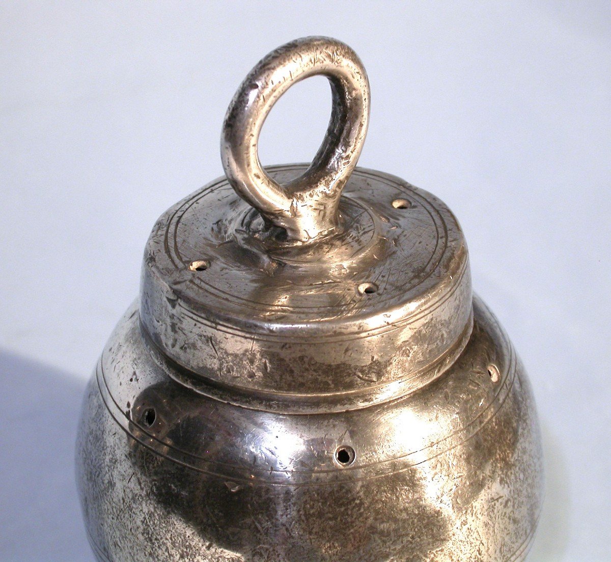 Medicine - Pewter Leech Ball (tin) - Paris (?), End Of The 18th Or Early 19th Century-photo-2