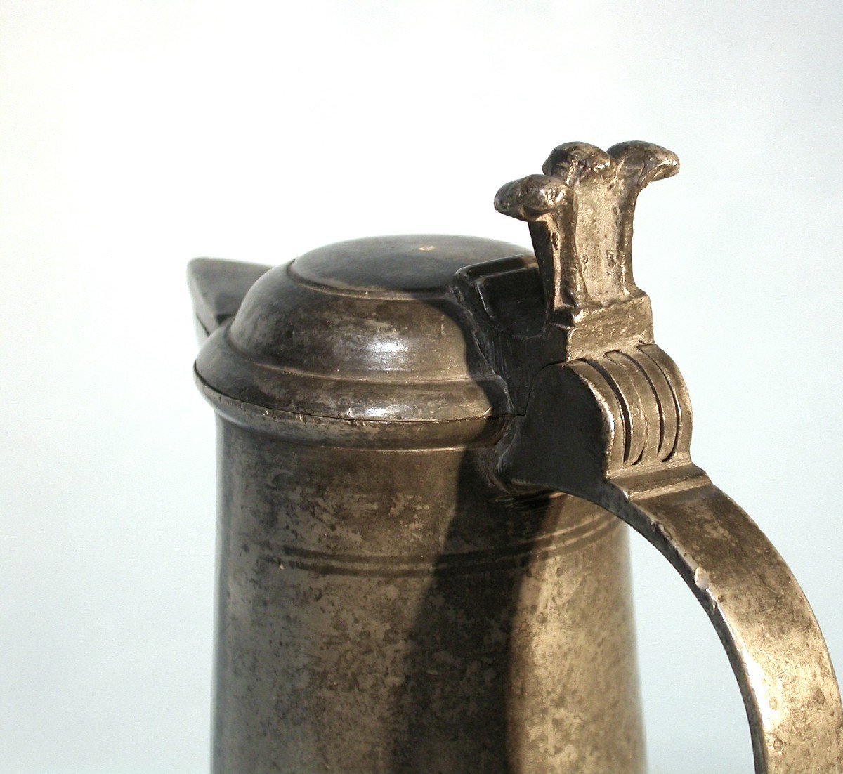 Pewter Armored Pitcher  - Schaffhouse, 17th Century-photo-2