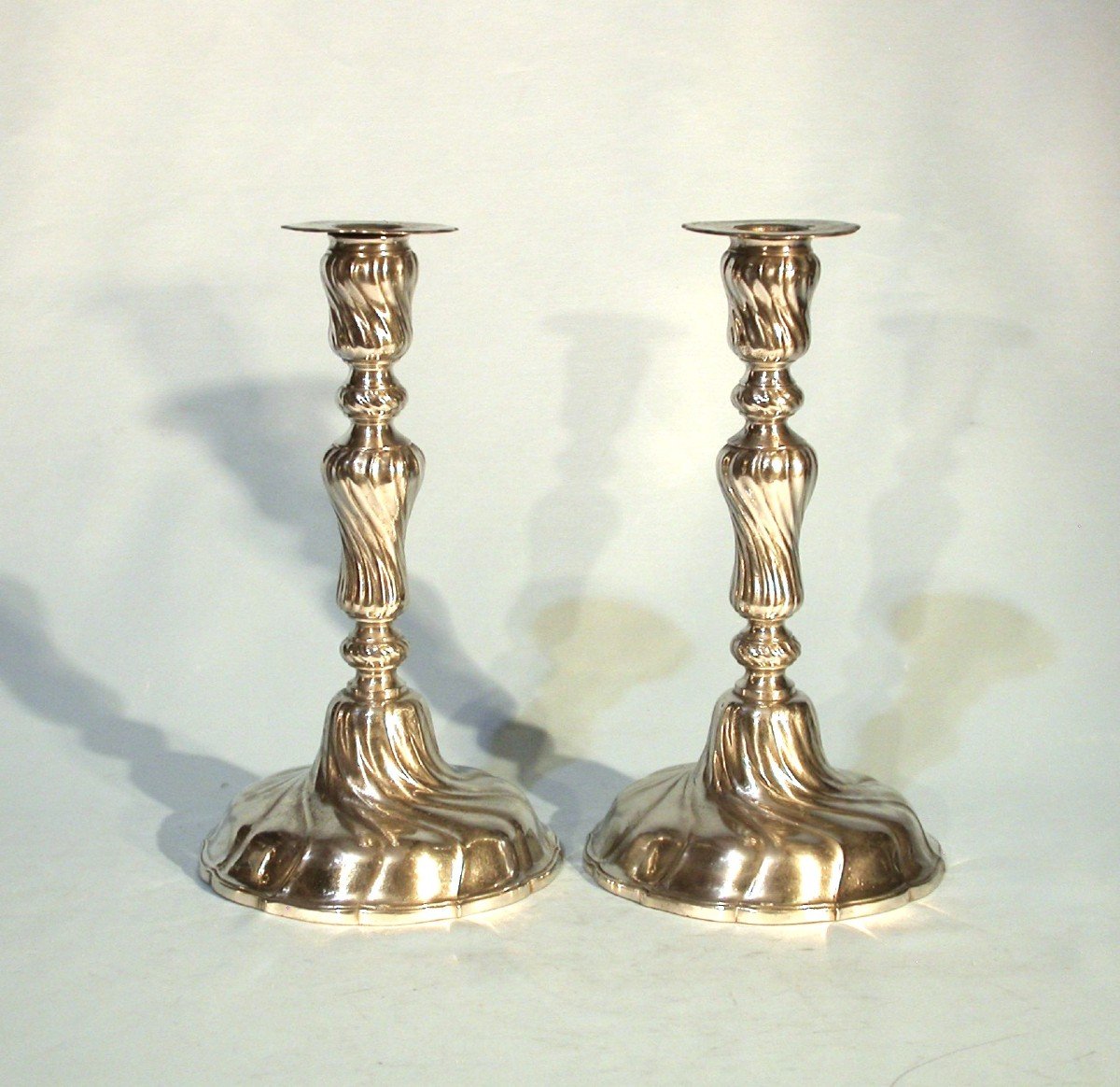 Beautiful Pair Of Pewter Candlesticks - Belgium Or Netherlands, 18th Century-photo-2