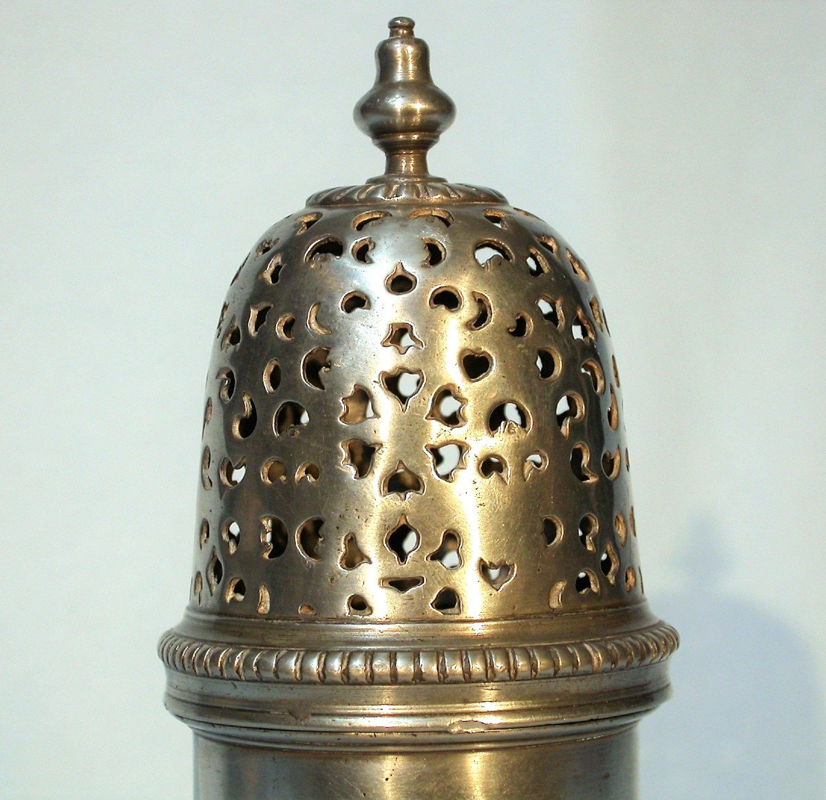 * Rare Large Pewter Sprinkler - Paris, 18th Century-photo-3