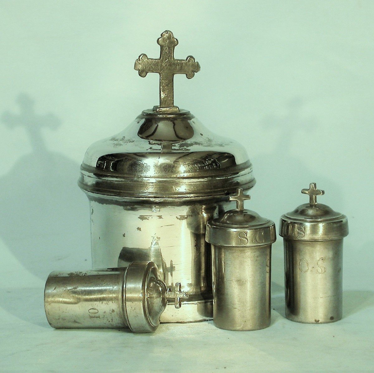 Box Of Holy Oils In Pewter - Toulouse, 19th Century