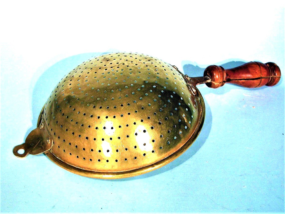 Brass Strainer - France, 19th Century-photo-1