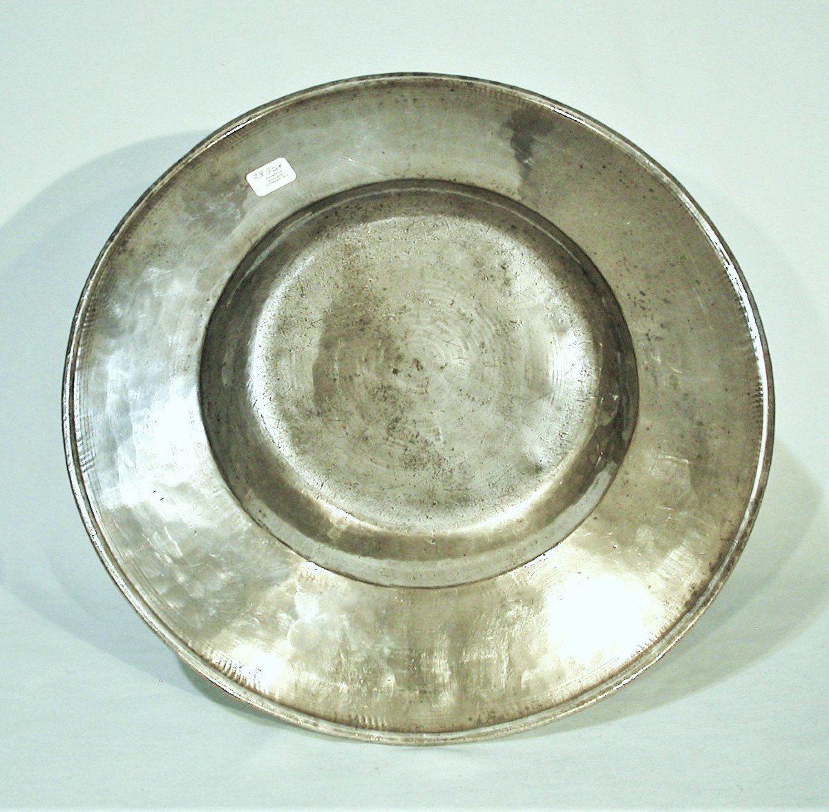 Large "à La Cardinal" Pewter Dish - South Of France, End Of The 17th Century-photo-2