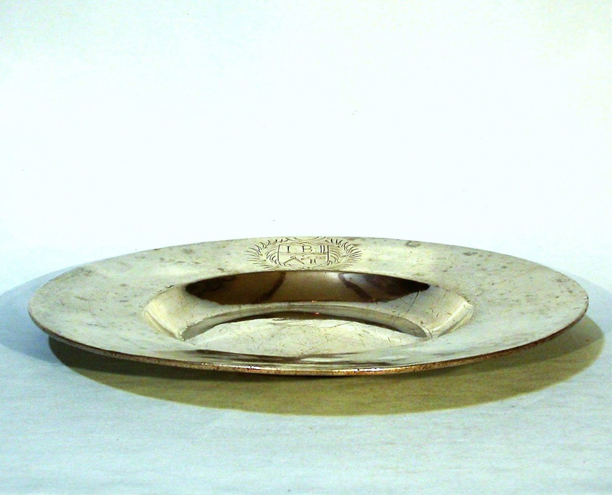 Large "à La Cardinal" Pewter Dish - South Of France, End Of The 17th Century