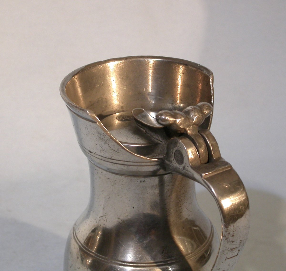 Rare Pewter Wine Pitcher - Orleans, 18th Century-photo-3