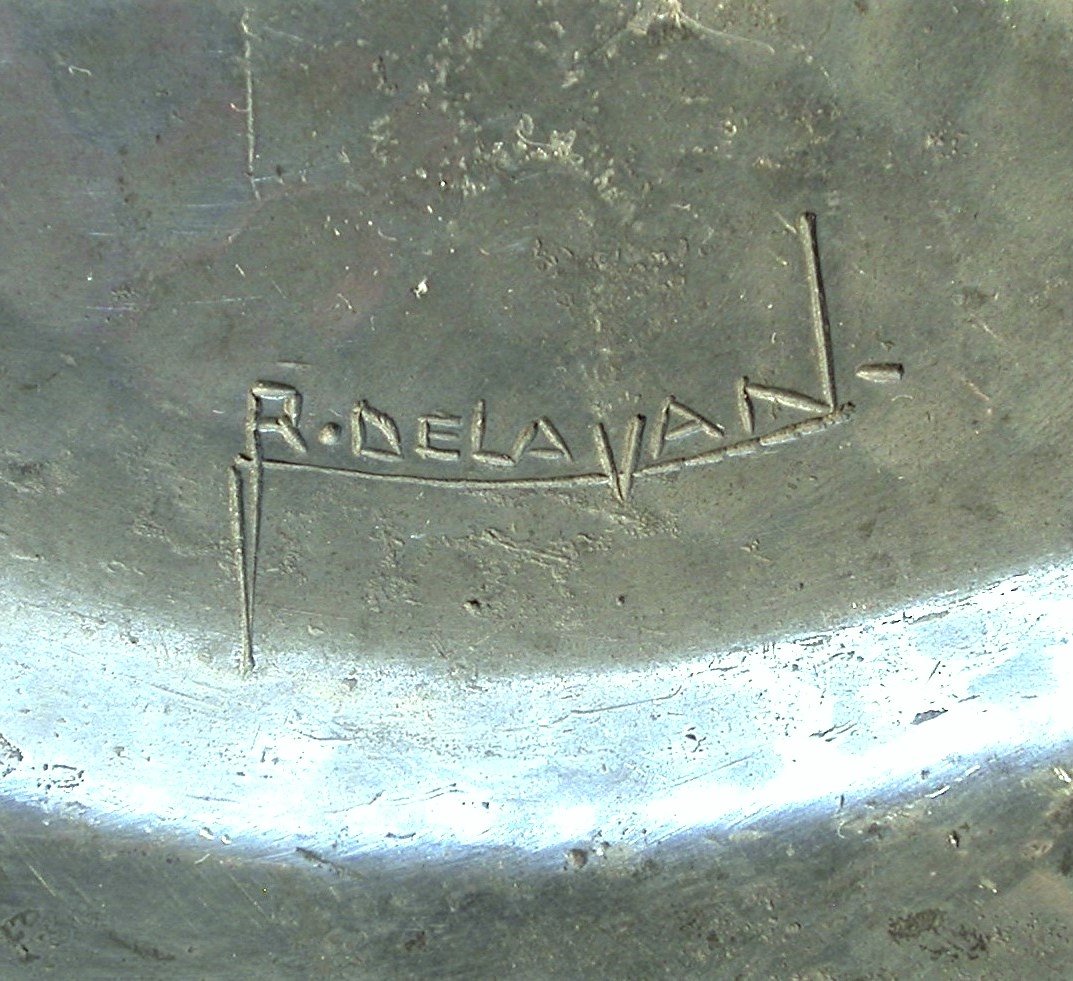 "art Deco" Pewter Cup By Rene Delavan-photo-3