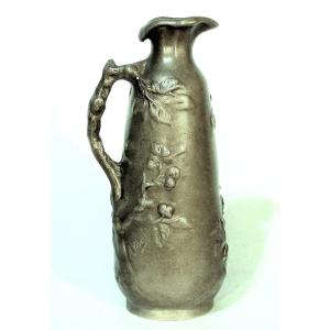 “art Nouveau” Vase In Pewter (pewter) By Vibert