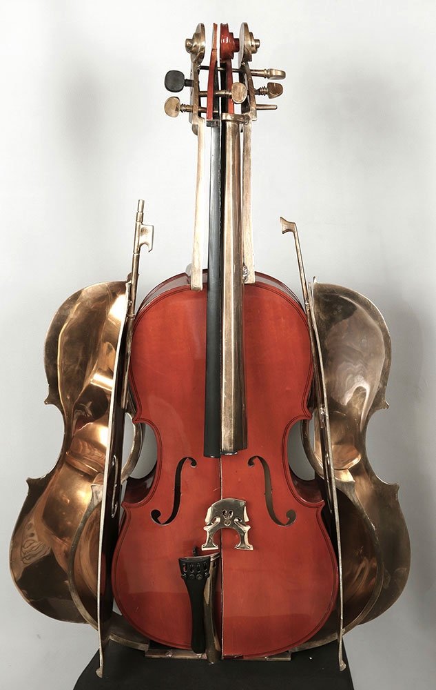 ARMAN, dans la Série « Destruction » le violoncelle, 120 cm-photo-3