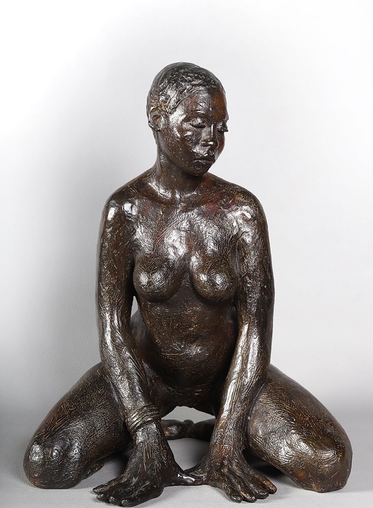 Bronze XX ème, 46 cm, signé M.j. Bourron, numéroté 2/8, Africa