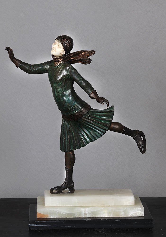 Chiparus (1886-1947), 36 cm, Chryséléphantine, signé, patineuse