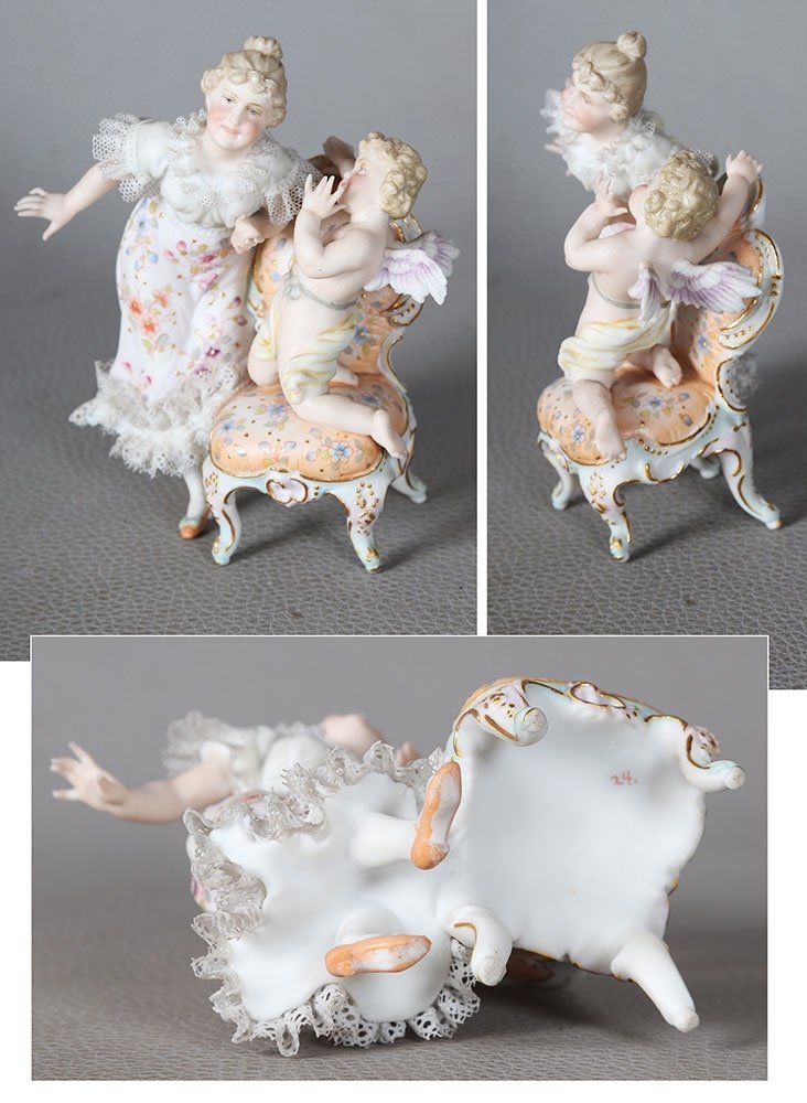 Femme et ange sur fauteuil, Porcelaine, hauteur : 11 cm-photo-4