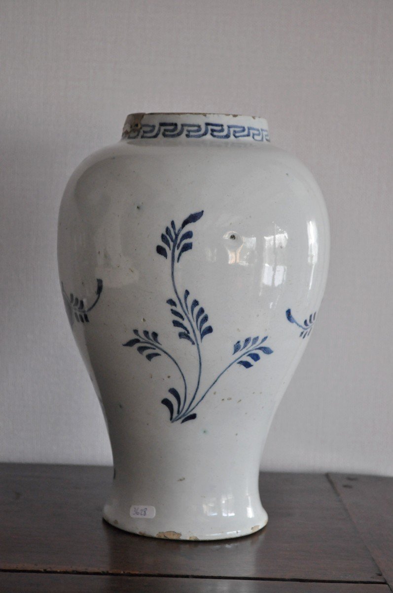 Delft Earthenware Vase - Eighteenth Century-photo-3