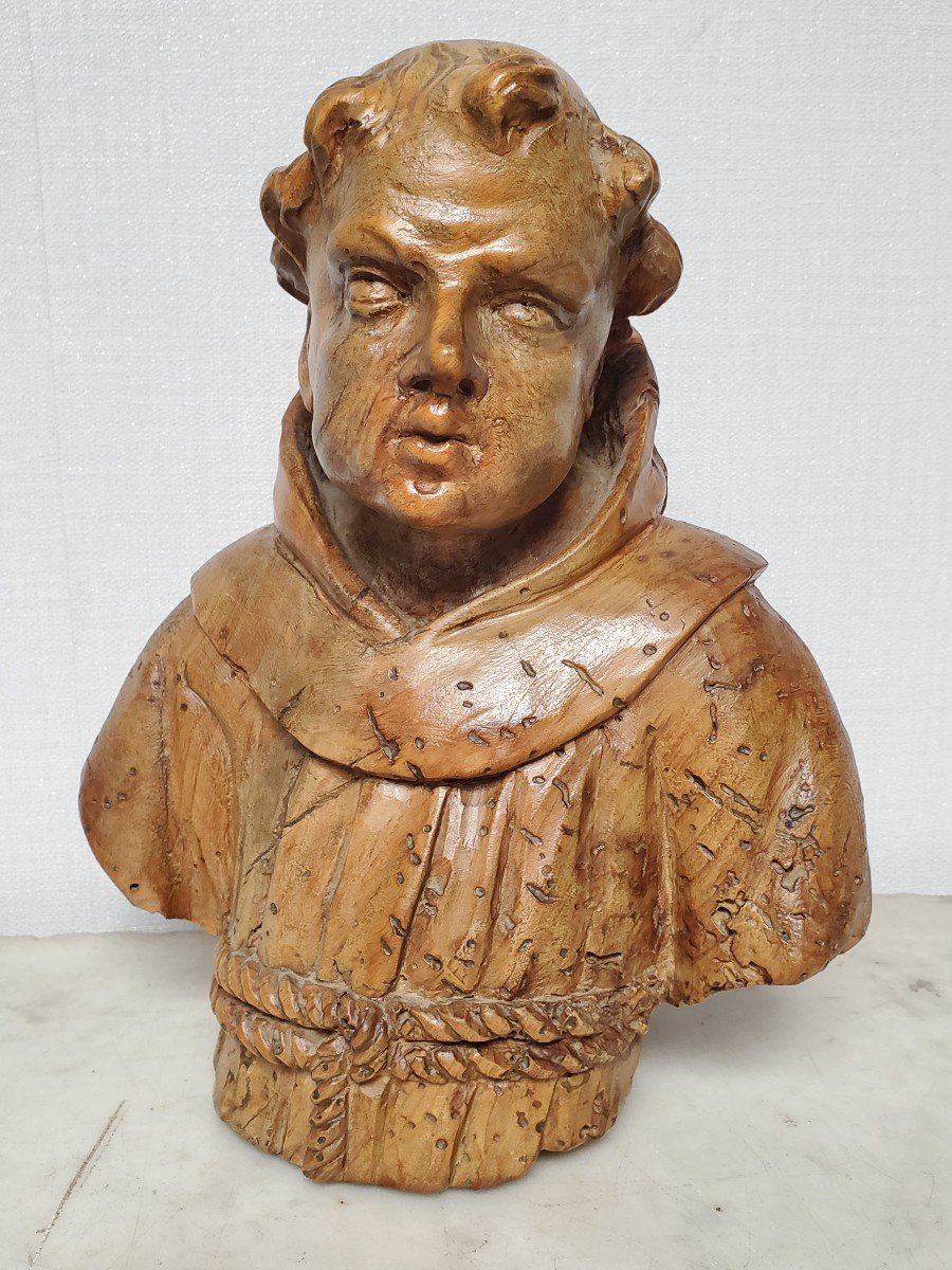 Wood Sculpture - Bust Of Monk - 17th Century