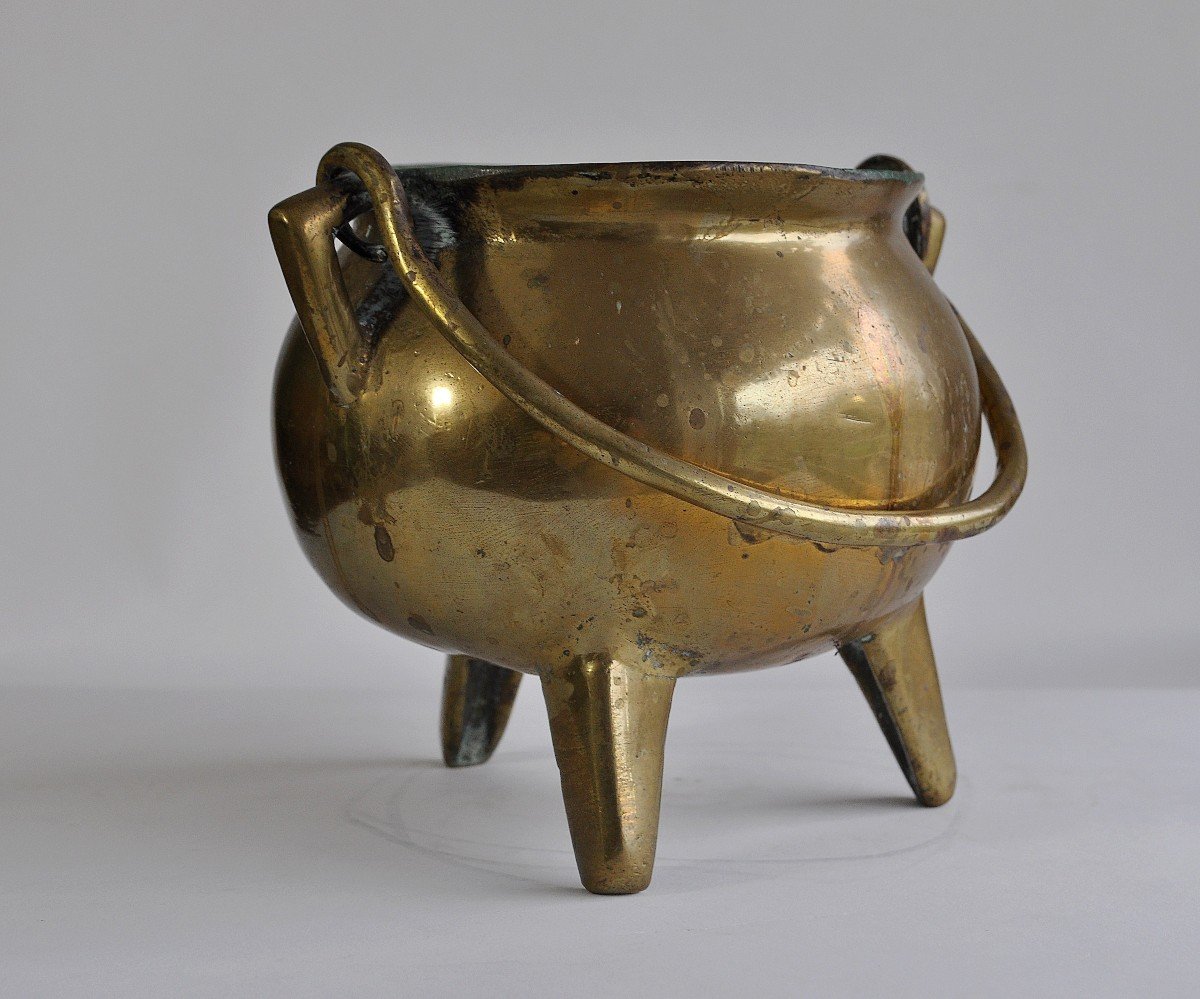 Bronze Cauldron, Flanders - Early Period - 17th Century-photo-1