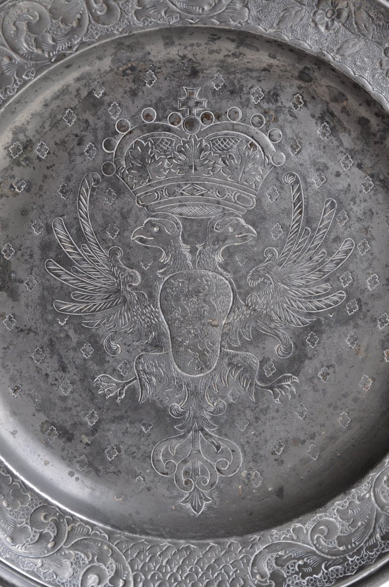 Large Pewter Dish With Coat Of Arms Decor - Early 19th-photo-2